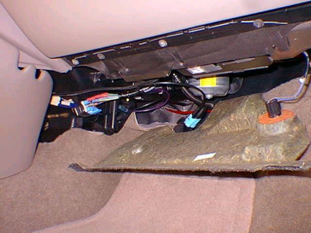 Stock Amlifier below glove compartment and some new wiring